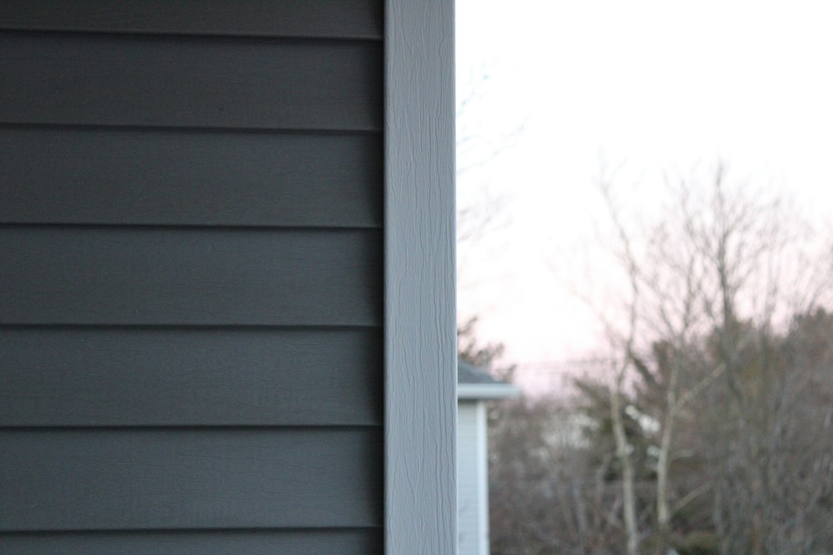Vinyl Siding Thickness Comparison for High Winds and Severe Weather