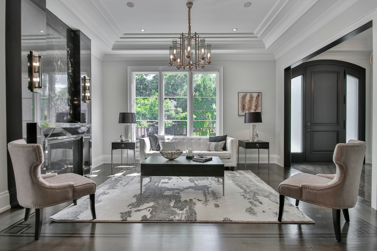High-End Transformations: Redefining Modern Living Through Luxury Home Renovation